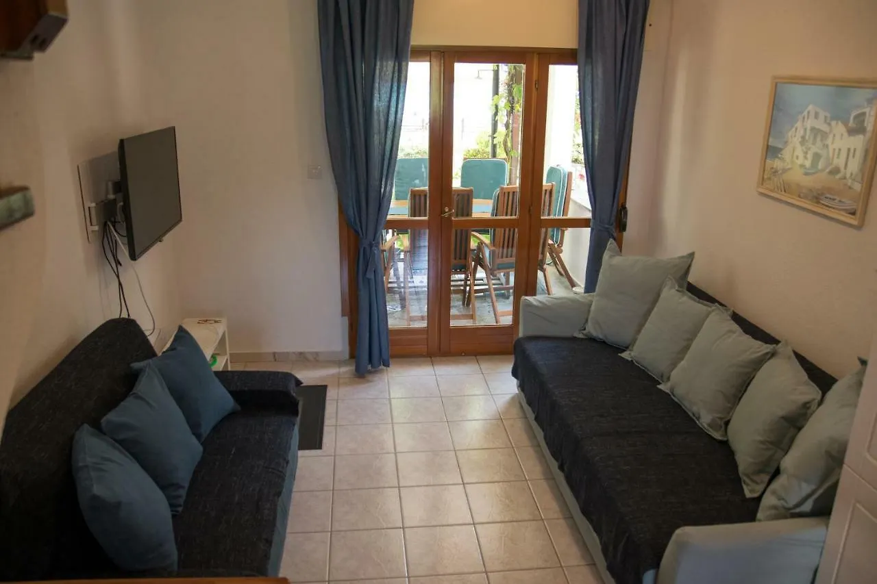 Alexger Beach Front Deluxe house Nikiti  Griekenland
