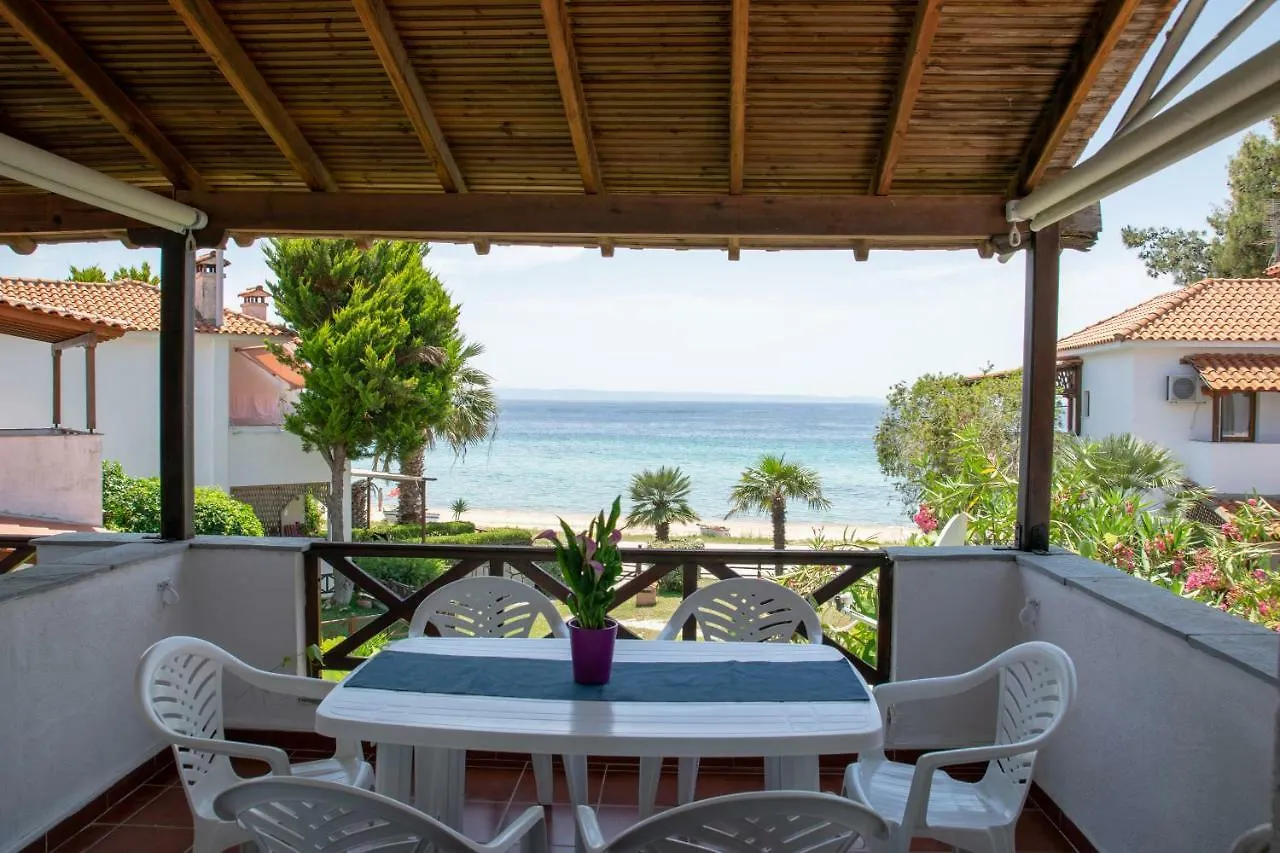 Alexger Beach Front Deluxe house Nikiti